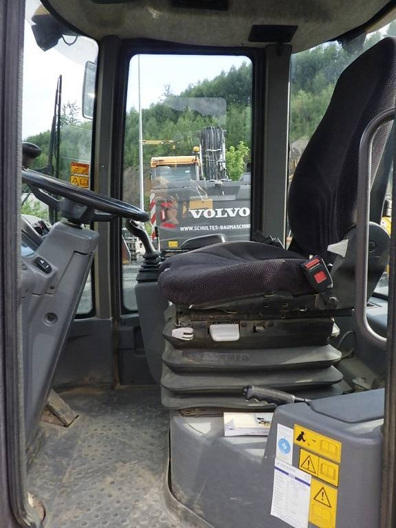 Volvo L 35 G - Chargeuse sur pneus: photos 5 Volvo L 35 G - Chargeuse sur pneus: photos 5