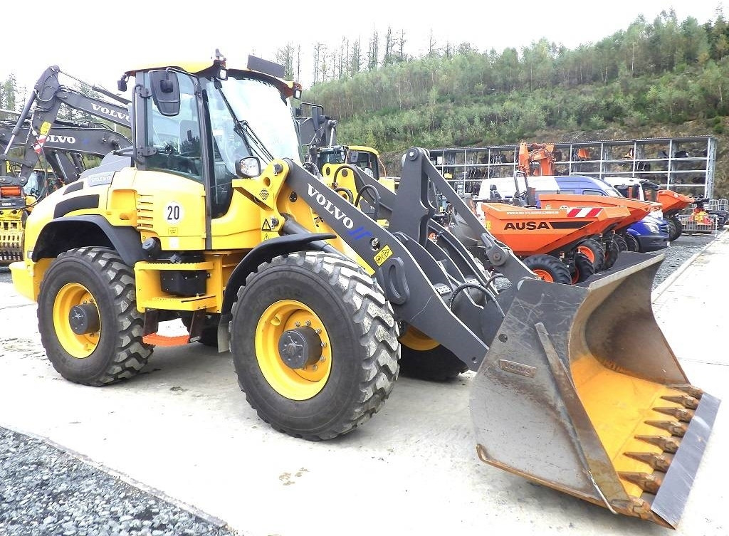 Volvo L 45 H - Chargeuse sur pneus: photos 2 Volvo L 45 H - Chargeuse sur pneus: photos 2