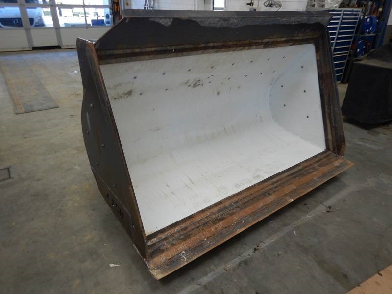 Volvo Schaufel Festanbau für L60H, L70H - Godet pour Engins de chantier: photos 2 Volvo Schaufel Festanbau für L60H, L70H - Godet pour Engins de chantier: photos 2