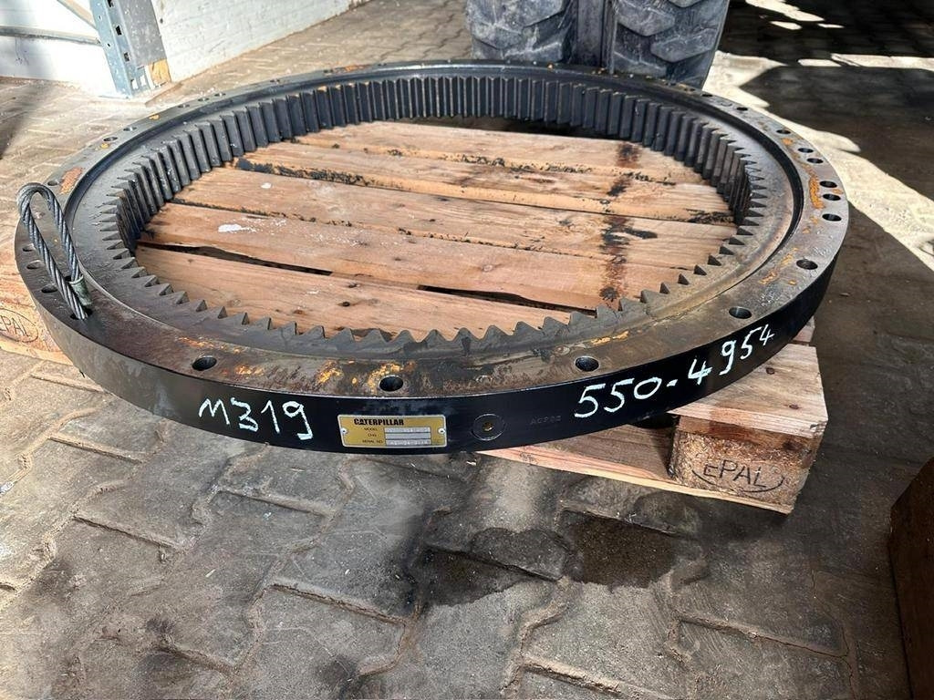CAT 550-4954 - Drehkranz - Frame/ Châssis pour Engins de chantier: photos 1 CAT 550-4954 - Drehkranz - Frame/ Châssis pour Engins de chantier: photos 1