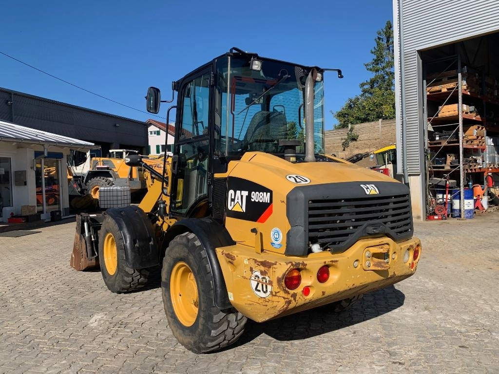 CAT 908M - Chargeuse sur pneus: photos 3 CAT 908M - Chargeuse sur pneus: photos 3