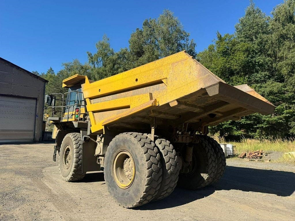 Komatsu HD 405-8 - Tombereau rigide: photos 3 Komatsu HD 405-8 - Tombereau rigide: photos 3