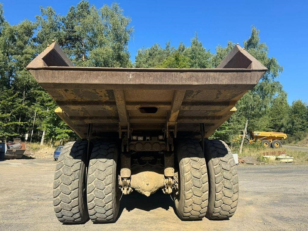 Komatsu HD 405-8 - Tombereau rigide: photos 4 Komatsu HD 405-8 - Tombereau rigide: photos 4