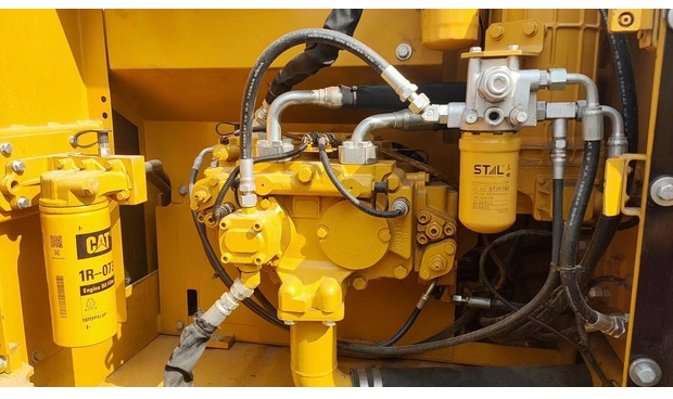 2020 Caterpillar 320D - Pelle sur chenille: photos 3 2020 Caterpillar 320D - Pelle sur chenille: photos 3