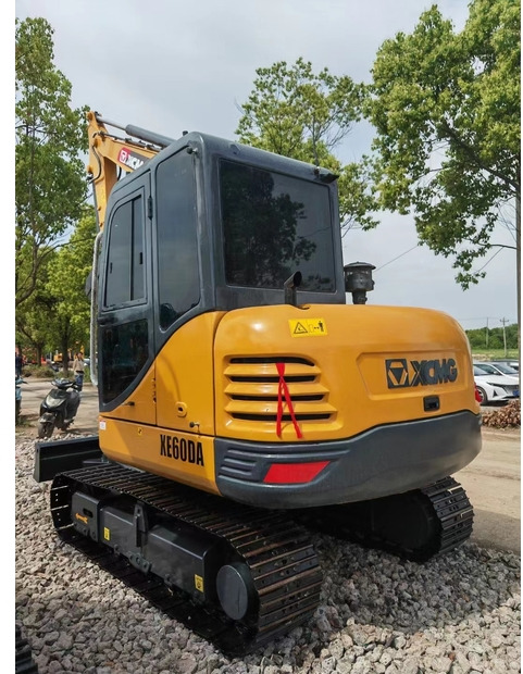 2021 XCMG XE60DA - Pelle sur chenille: photos 2 2021 XCMG XE60DA - Pelle sur chenille: photos 2