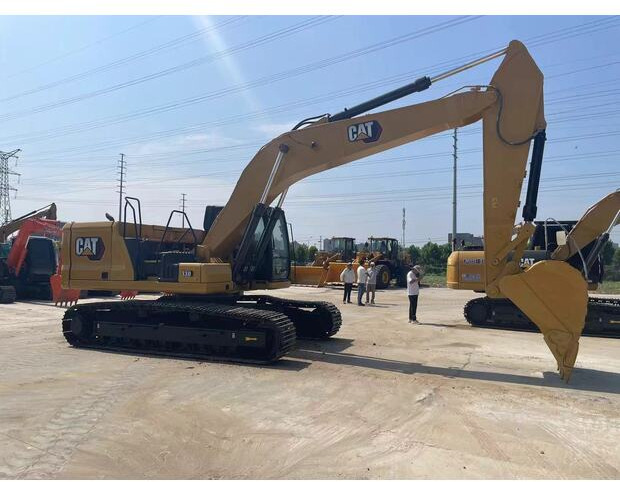 2022 Caterpillar 330GC - Pelle sur chenille: photos 2 2022 Caterpillar 330GC - Pelle sur chenille: photos 2