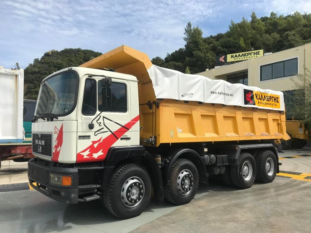 MAN 32..293 - Camion benne: photos 2 MAN 32..293 - Camion benne: photos 2