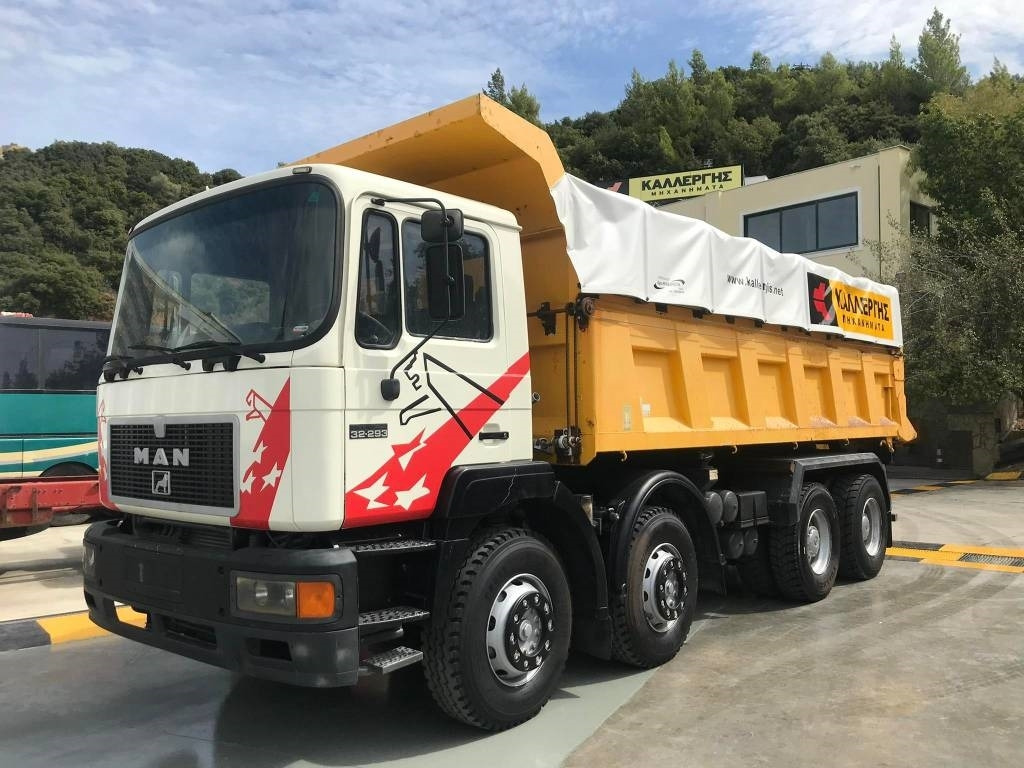 MAN 32..293 - Camion benne: photos 4 MAN 32..293 - Camion benne: photos 4