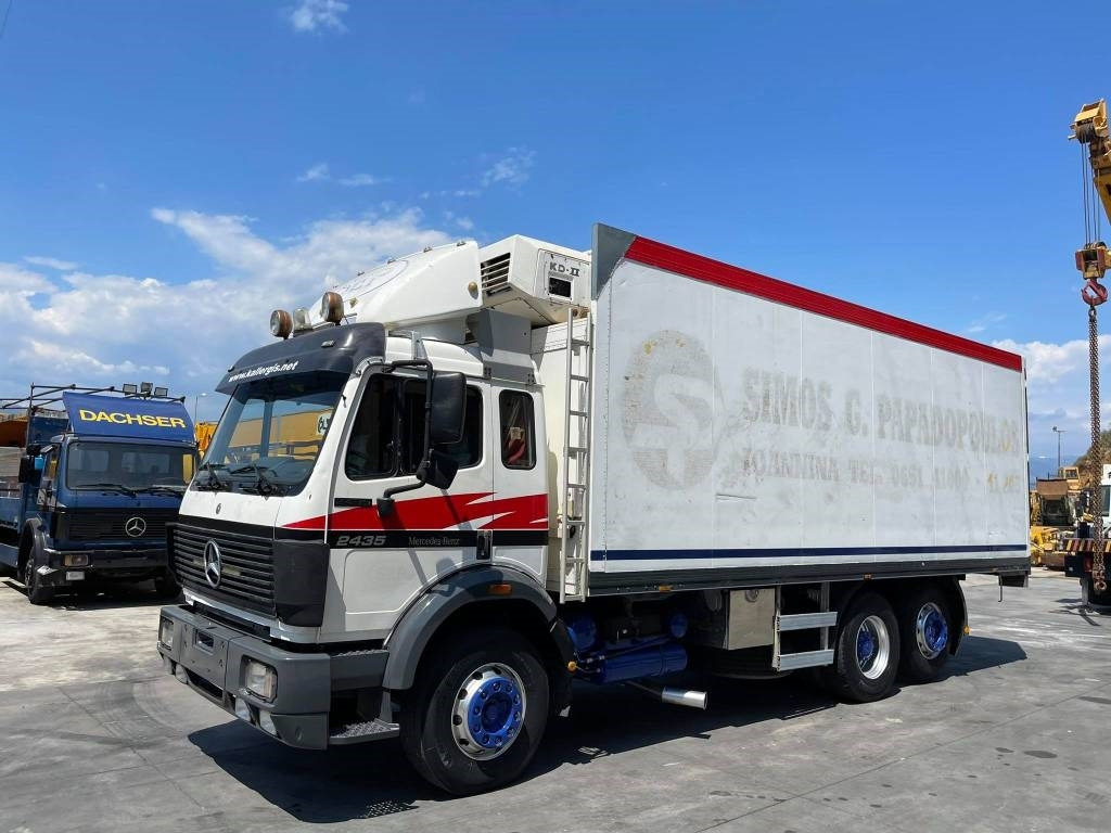 Mercedes-Benz 2435L  - Camion frigorifique: photos 3 Mercedes-Benz 2435L  - Camion frigorifique: photos 3