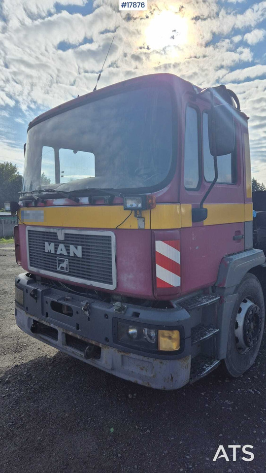 Camion plateau, Camion grue 1997 MAN 18.224: photos 15