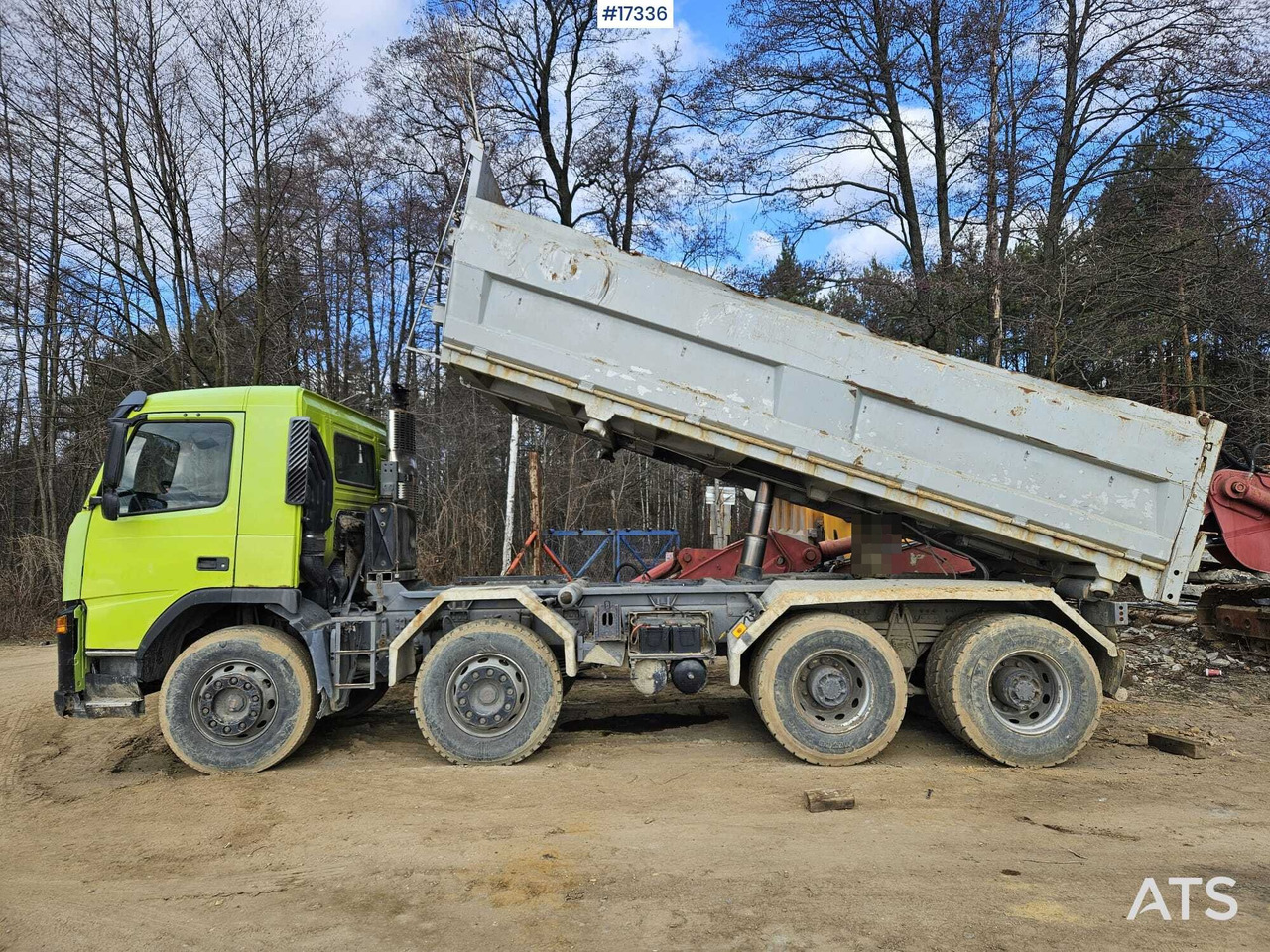 2002 Volvo fm 84R13 8x4 - Camion benne: photos 3 2002 Volvo fm 84R13 8x4 - Camion benne: photos 3
