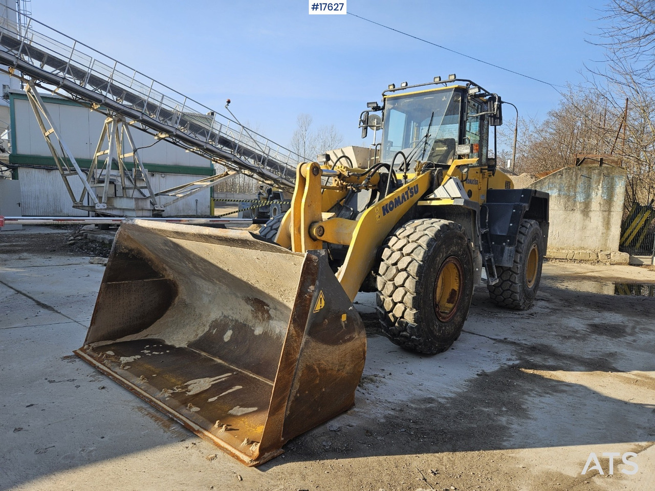 2008 Komatsu WA 320-5 - Chargeuse sur pneus: photos 1 2008 Komatsu WA 320-5 - Chargeuse sur pneus: photos 1