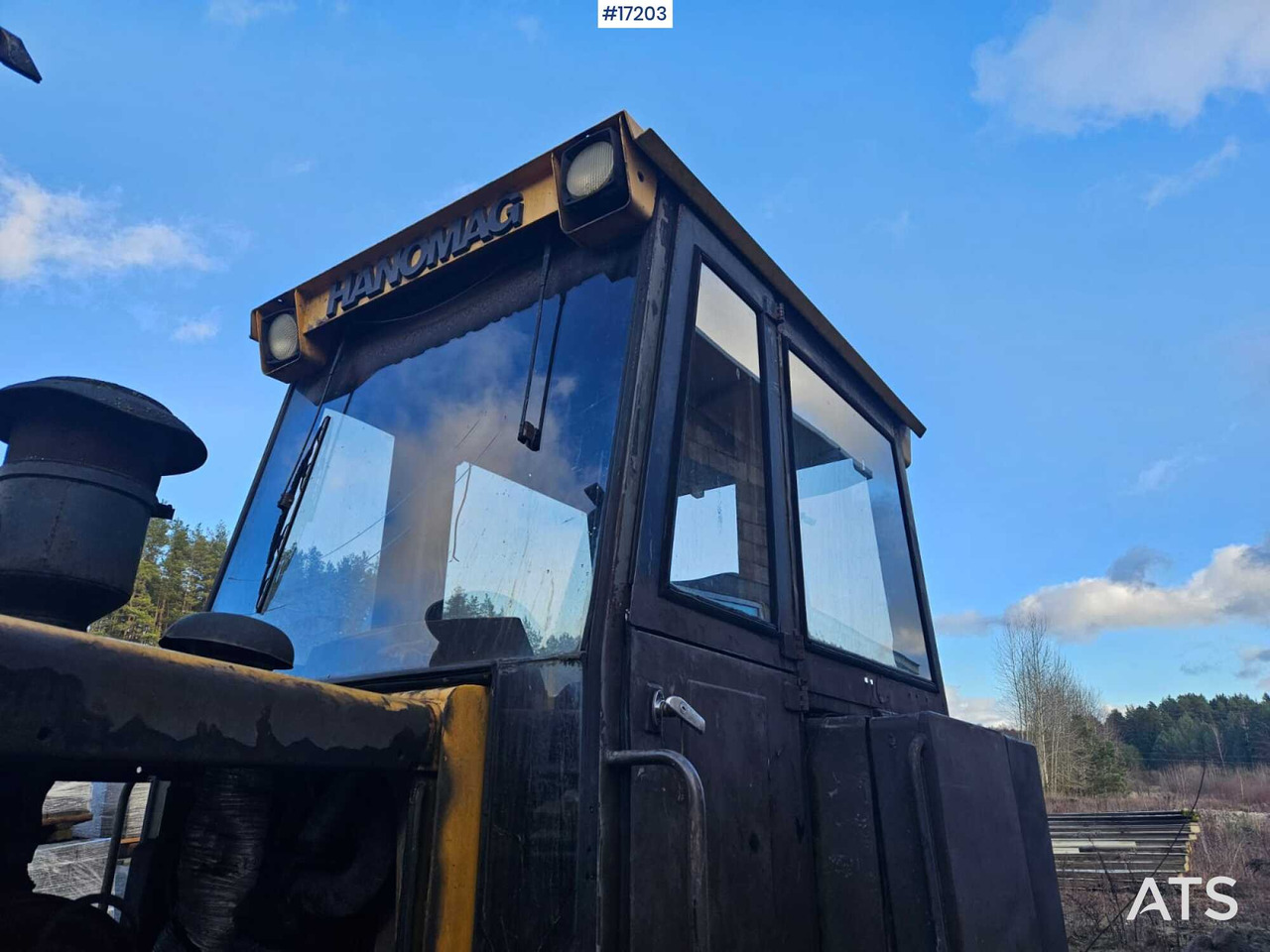 Bulldozer HANOMAG D700 C (1991) - Bulldozer: photos 5 Bulldozer HANOMAG D700 C (1991) - Bulldozer: photos 5