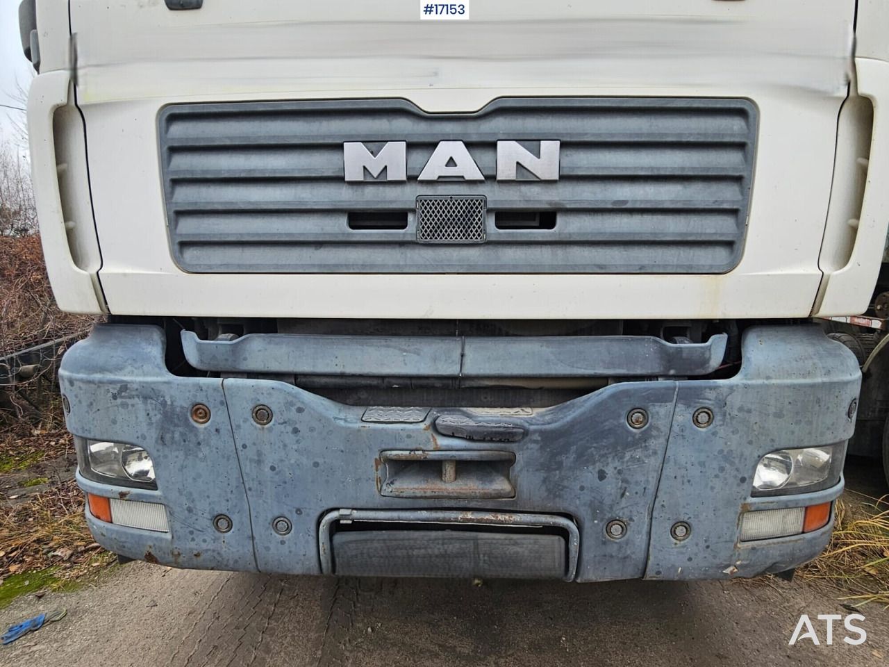 Concrete mixer on MAN TGA 35.360 8x4 chassis (2004) - Camion malaxeur: photos 4 Concrete mixer on MAN TGA 35.360 8x4 chassis (2004) - Camion malaxeur: photos 4