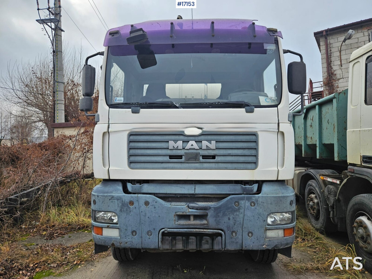 Concrete mixer on MAN TGA 35.360 8x4 chassis (2004) - Camion malaxeur: photos 2 Concrete mixer on MAN TGA 35.360 8x4 chassis (2004) - Camion malaxeur: photos 2