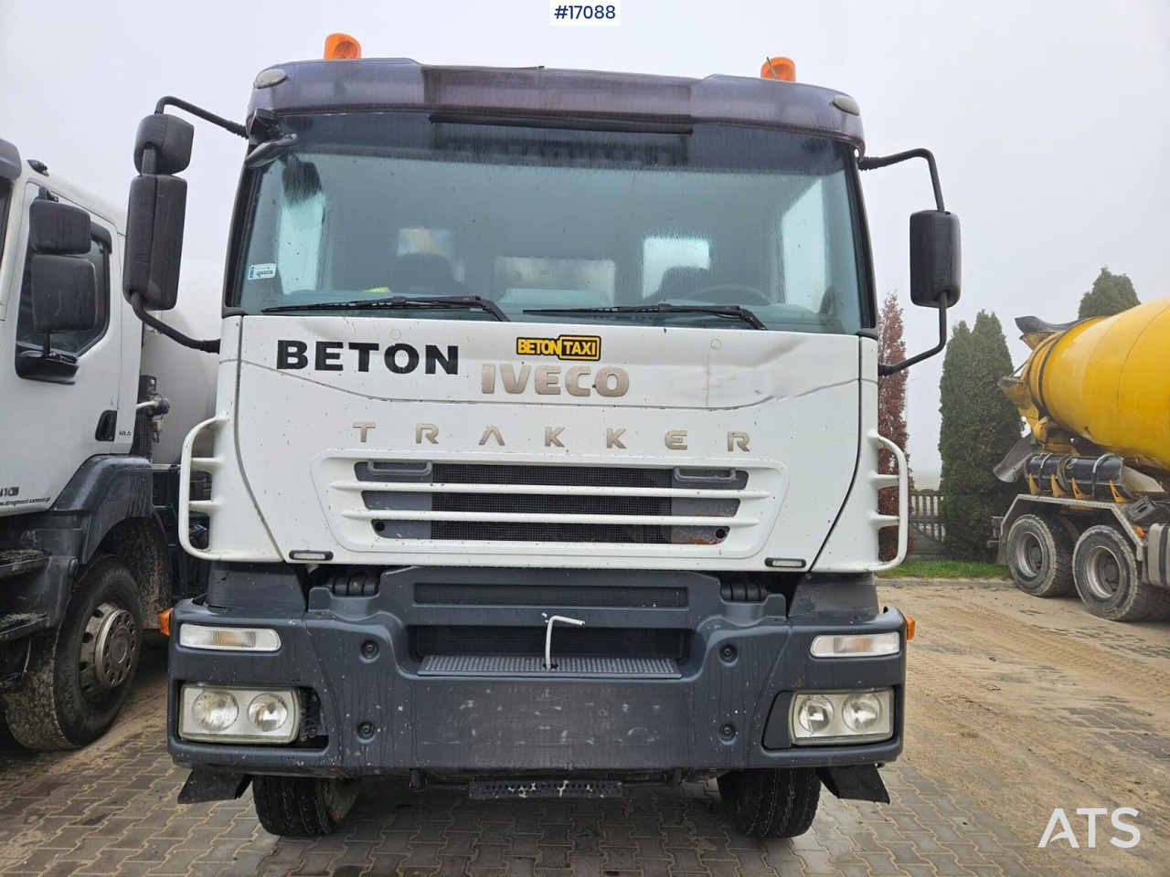 Concrete pump CIFA Magnum MK 28,4 IVECO 8x4 (2006) - Camion pompe: photos 4 Concrete pump CIFA Magnum MK 28,4 IVECO 8x4 (2006) - Camion pompe: photos 4