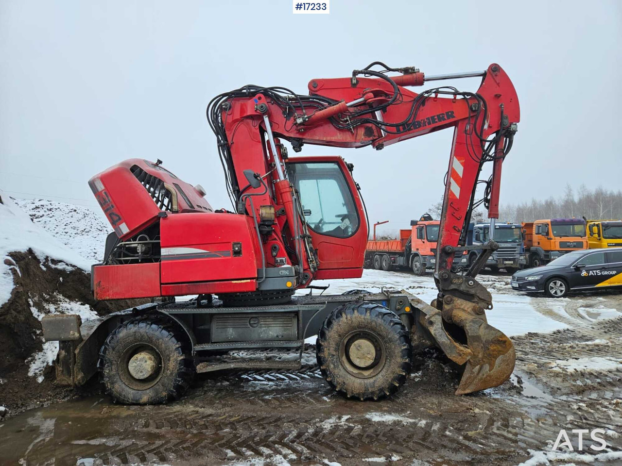 LIEBHERR 314 Litronic wheeled excavator (2008) - Pelle sur pneus: photos 4 LIEBHERR 314 Litronic wheeled excavator (2008) - Pelle sur pneus: photos 4