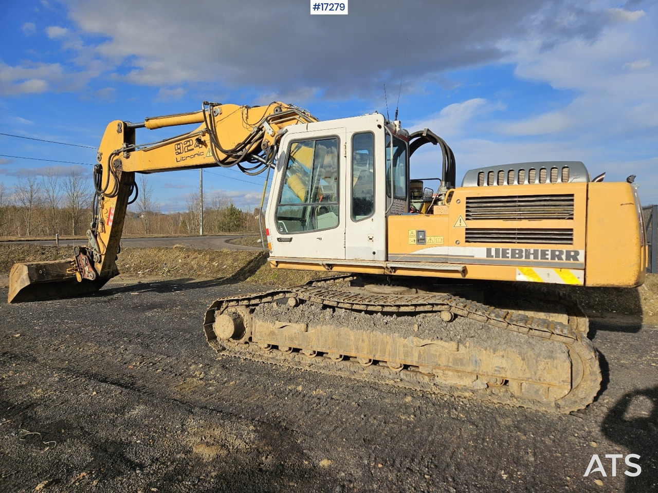 LIEBHERR R924B HDSL crawler excavator (2007) - Pelle sur chenille: photos 3 LIEBHERR R924B HDSL crawler excavator (2007) - Pelle sur chenille: photos 3