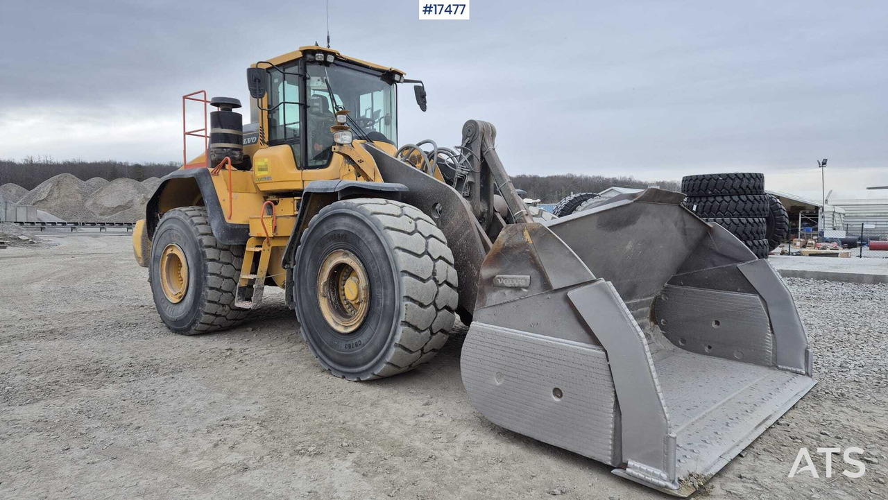 Ładowarka kołowa VOLVO L220H OptiShift (2018) - Chargeuse sur pneus: photos 1 Ładowarka kołowa VOLVO L220H OptiShift (2018) - Chargeuse sur pneus: photos 1