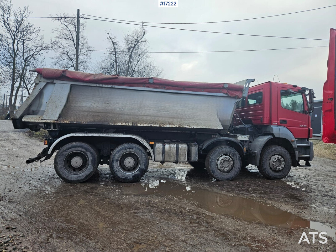 Mercedes-Benz Axor 3240 four-axle tipper (2012) - Camion benne: photos 4 Mercedes-Benz Axor 3240 four-axle tipper (2012) - Camion benne: photos 4