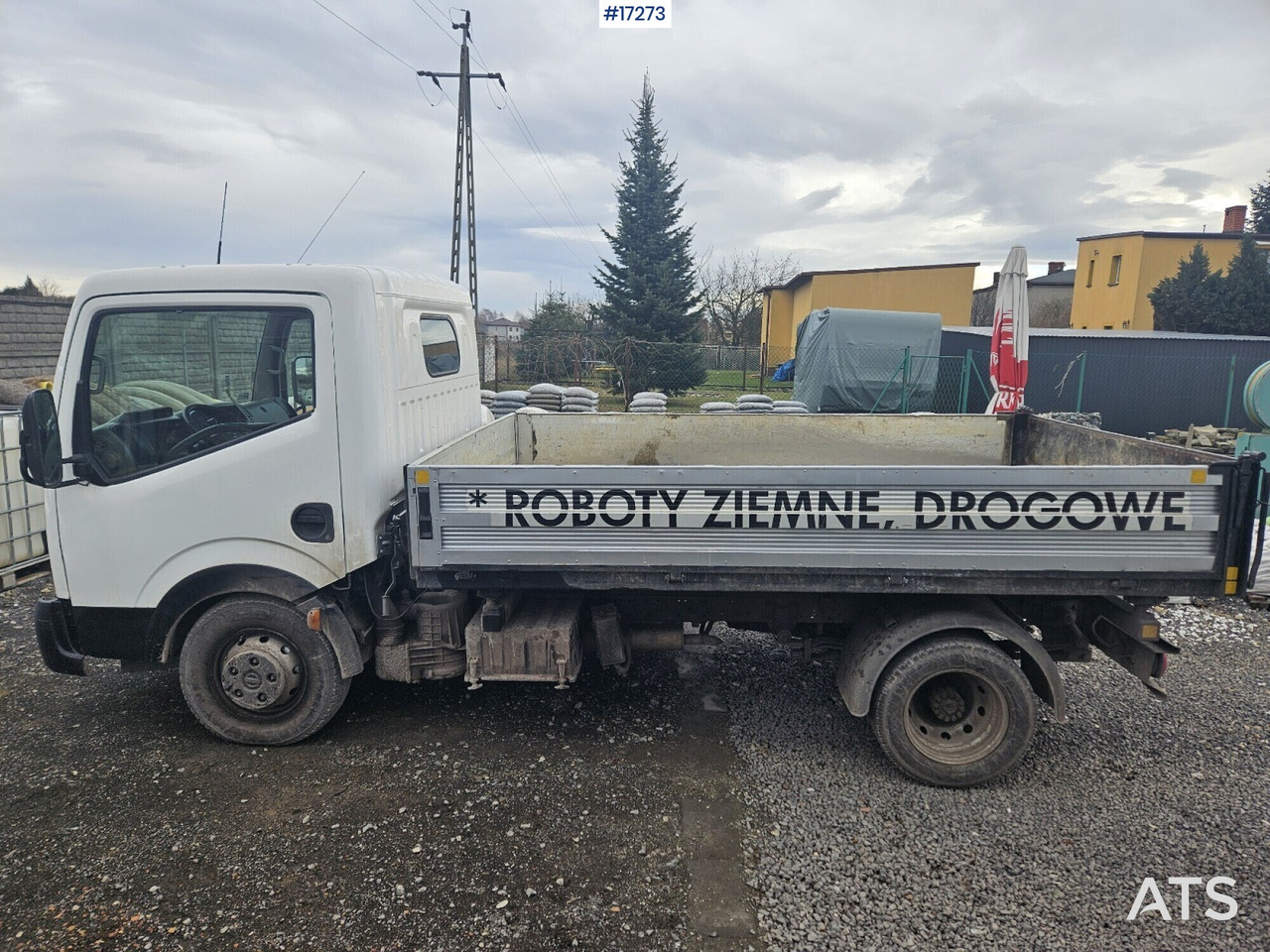 NISSAN CABSTAR dump truck (2007) - Camion benne: photos 5 NISSAN CABSTAR dump truck (2007) - Camion benne: photos 5