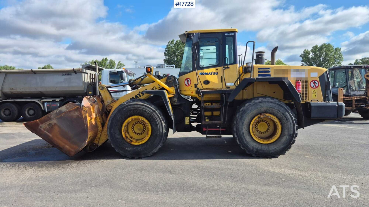 Wheel loader KOMATSU WA380-5H (2004) - Chargeuse sur pneus: photos 5 Wheel loader KOMATSU WA380-5H (2004) - Chargeuse sur pneus: photos 5