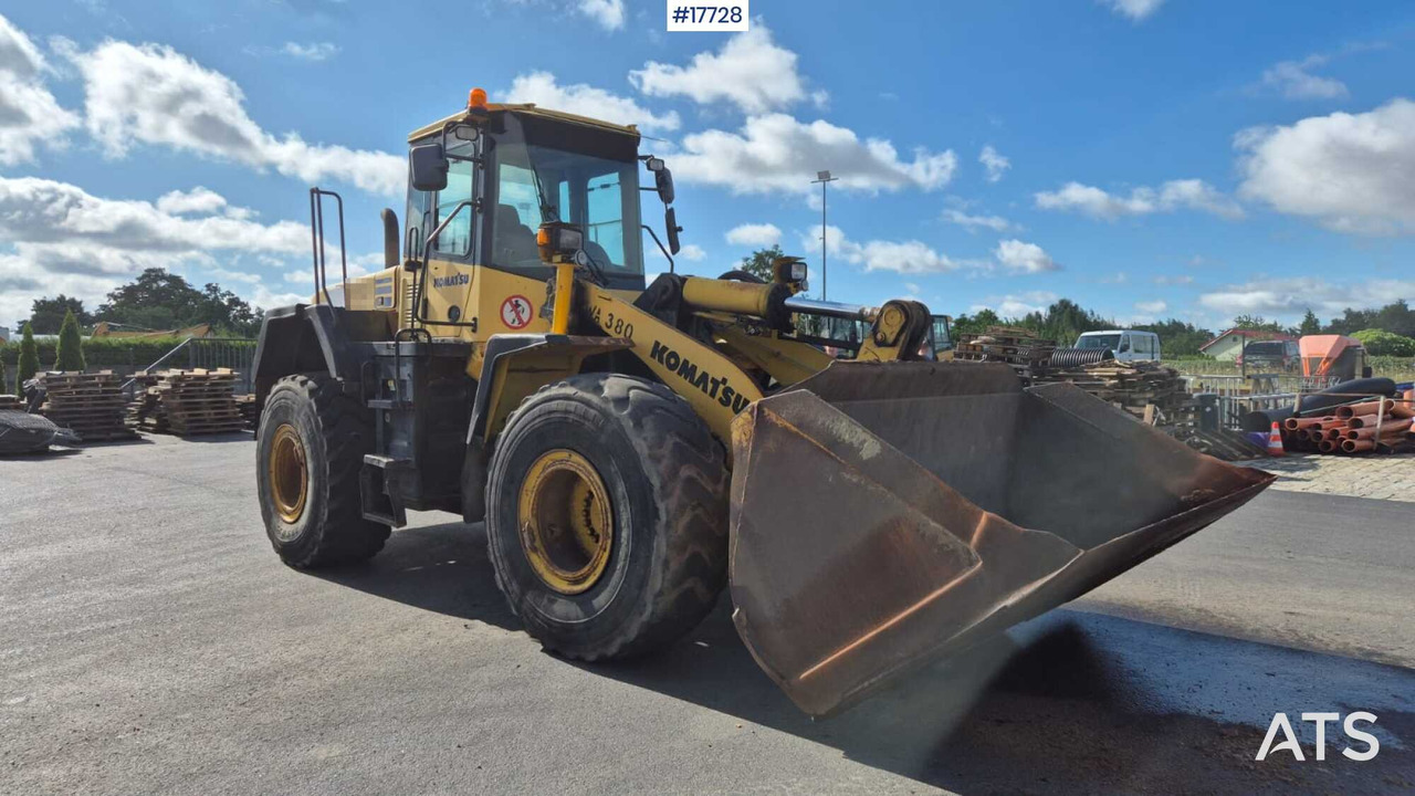 Wheel loader KOMATSU WA380-5H (2004) - Chargeuse sur pneus: photos 1 Wheel loader KOMATSU WA380-5H (2004) - Chargeuse sur pneus: photos 1