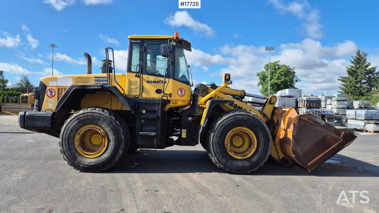 Wheel loader KOMATSU WA380-5H (2004) - Chargeuse sur pneus: photos 4 Wheel loader KOMATSU WA380-5H (2004) - Chargeuse sur pneus: photos 4