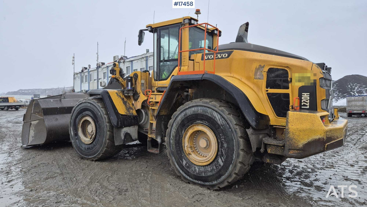 Wheel loader VOLVO L220H OptiShift (2021) - Chargeuse sur pneus: photos 4 Wheel loader VOLVO L220H OptiShift (2021) - Chargeuse sur pneus: photos 4
