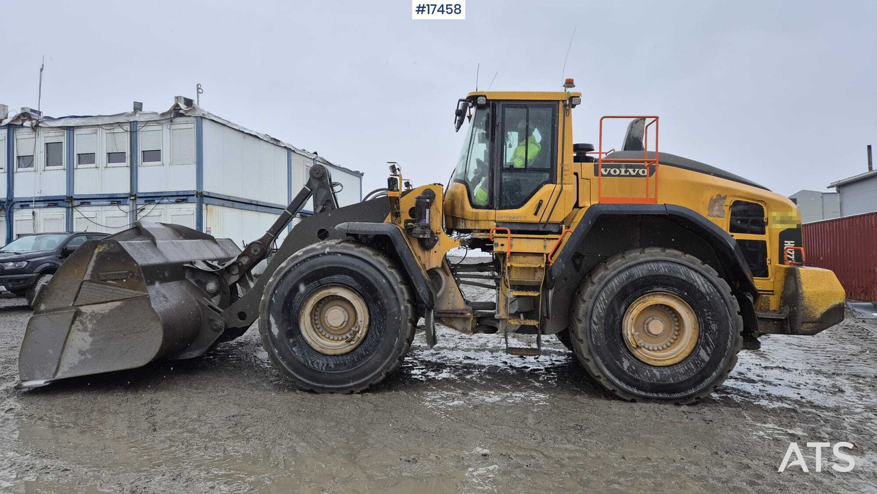 Wheel loader VOLVO L220H OptiShift (2021) - Chargeuse sur pneus: photos 3 Wheel loader VOLVO L220H OptiShift (2021) - Chargeuse sur pneus: photos 3