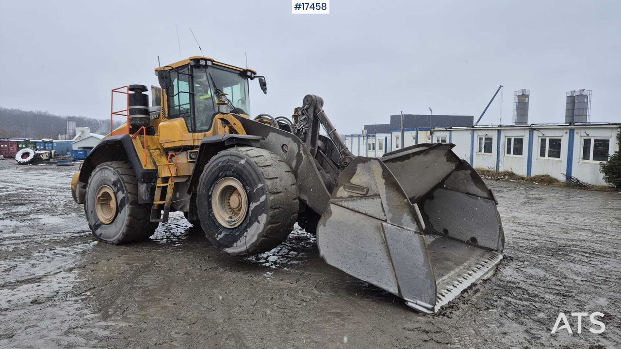 Wheel loader VOLVO L220H OptiShift (2021) - Chargeuse sur pneus: photos 1 Wheel loader VOLVO L220H OptiShift (2021) - Chargeuse sur pneus: photos 1