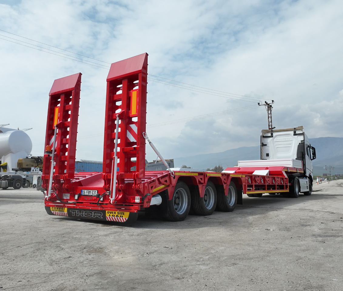 THOR THR-LW-3-A-2 - Semi-remorque surbaissé: photos 1 THOR THR-LW-3-A-2 - Semi-remorque surbaissé: photos 1