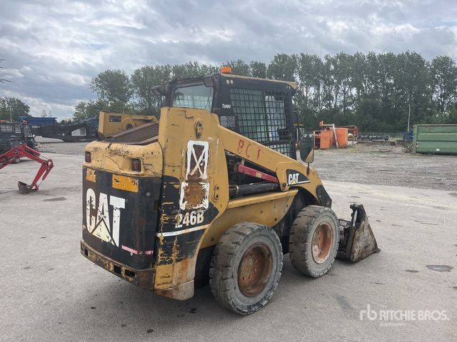 2004 Cat 246B (Inoperable) Skid Steer Loader - Mini chargeuse: photos 4 2004 Cat 246B (Inoperable) Skid Steer Loader - Mini chargeuse: photos 4