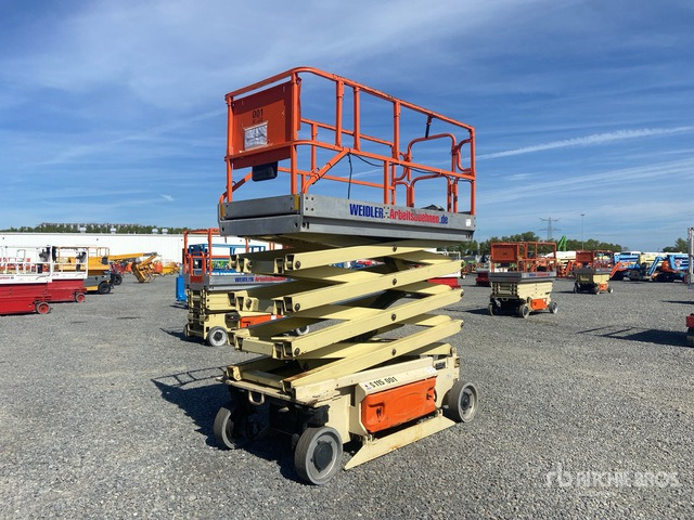 2005 JLG 3246ES Electric Scissor Lift - Nacelle ciseaux: photos 4 2005 JLG 3246ES Electric Scissor Lift - Nacelle ciseaux: photos 4