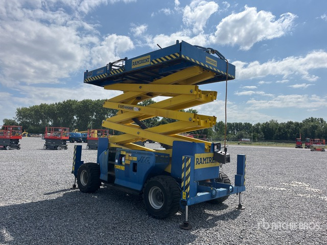 2006 JLG 4394 RT 4x4 Diesel Scissor Lift - Nacelle ciseaux: photos 3 2006 JLG 4394 RT 4x4 Diesel Scissor Lift - Nacelle ciseaux: photos 3