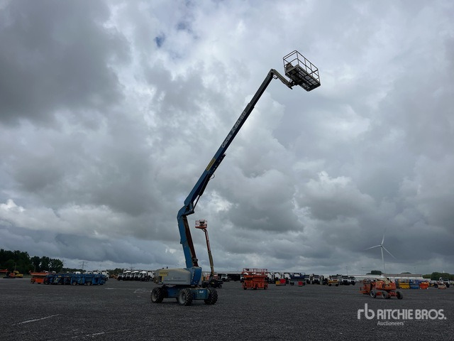 2007 Genie Z-80/60 4WD Diesel Articulating Boom Lift - Nacelle articulée: photos 4 2007 Genie Z-80/60 4WD Diesel Articulating Boom Lift - Nacelle articulée: photos 4
