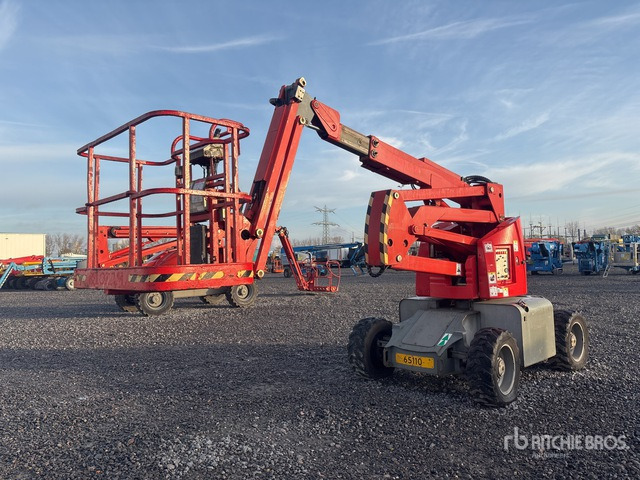 2007 Haulotte HA12PX 2WD Diesel Articulating Boom Lift - Nacelle articulée: photos 3 2007 Haulotte HA12PX 2WD Diesel Articulating Boom Lift - Nacelle articulée: photos 3