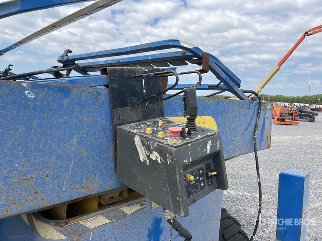 2008 JLG 3394 RT 4x4 Diesel Scissor Lift - Nacelle ciseaux: photos 5 2008 JLG 3394 RT 4x4 Diesel Scissor Lift - Nacelle ciseaux: photos 5