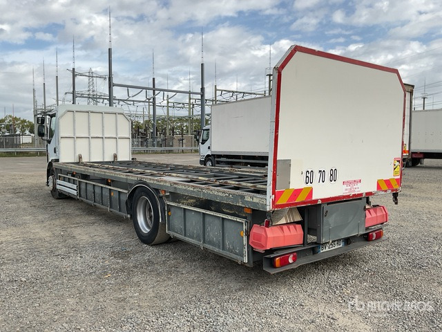 2011 Renault Midlum 270 4x2 Flatbed Truck - Camion plateau: photos 3 2011 Renault Midlum 270 4x2 Flatbed Truck - Camion plateau: photos 3