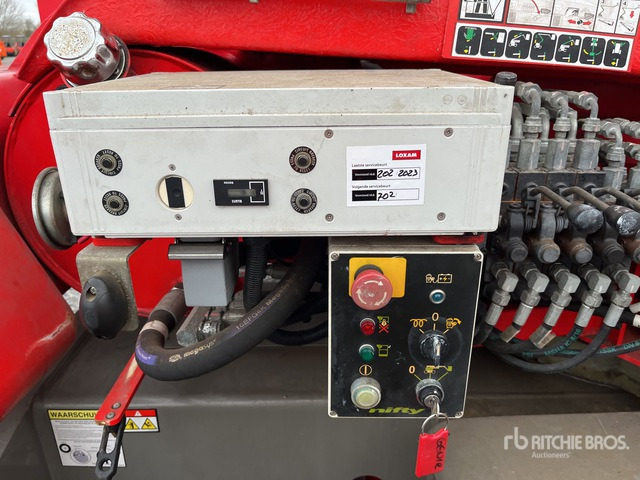 2014 Nifty-Lift HR21 4WD Hybrid Articulating Boom Lift - Nacelle articulée: photos 4 2014 Nifty-Lift HR21 4WD Hybrid Articulating Boom Lift - Nacelle articulée: photos 4