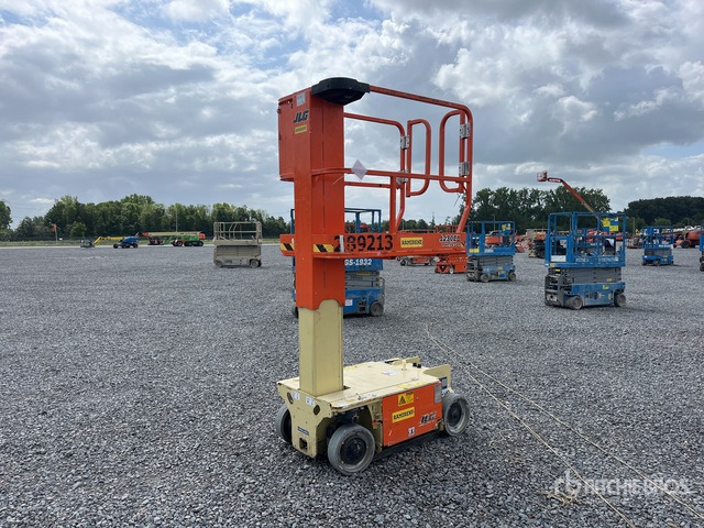 2015 JLG 1230ES Vertical Mast Lift - Nacelle à mât vertical: photos 1 2015 JLG 1230ES Vertical Mast Lift - Nacelle à mât vertical: photos 1