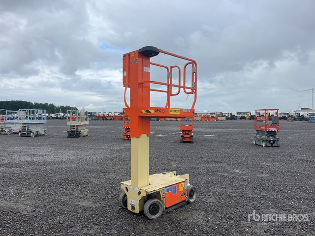 2015 JLG 1230ES Vertical Mast Lift - Nacelle à mât vertical: photos 1 2015 JLG 1230ES Vertical Mast Lift - Nacelle à mât vertical: photos 1