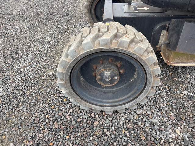 2016 Nifty-Lift HR17 4WD Hybrid Articulating Boom Lift - Nacelle articulée: photos 5 2016 Nifty-Lift HR17 4WD Hybrid Articulating Boom Lift - Nacelle articulée: photos 5