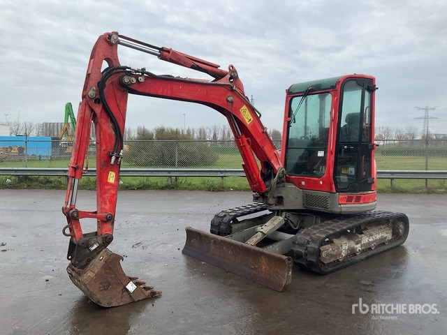 2016 Yanmar VIO50-U Mini Excavator: <6.6t - Mini pelle: photos 2 2016 Yanmar VIO50-U Mini Excavator: <6.6t - Mini pelle: photos 2