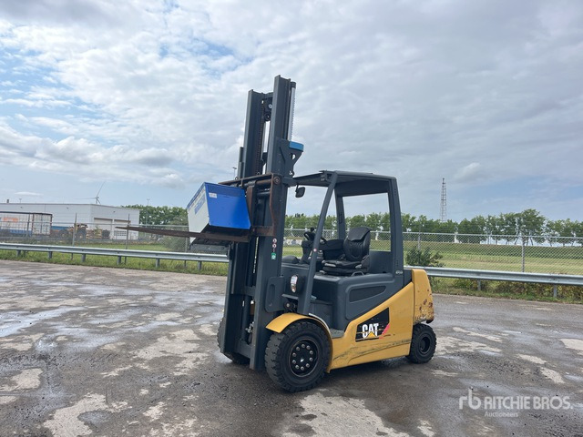 2018 Cat EP40 2 Electric Forklift - Chariot élévateur électrique: photos 1 2018 Cat EP40 2 Electric Forklift - Chariot élévateur électrique: photos 1