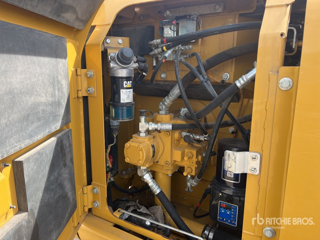 2019 Cat 313FLGC Tracked Excavator - Pelle sur chenille: photos 5 2019 Cat 313FLGC Tracked Excavator - Pelle sur chenille: photos 5
