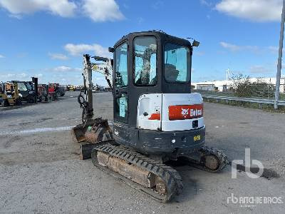 BOBCAT E35 - Mini pelle: photos 2 BOBCAT E35 - Mini pelle: photos 2