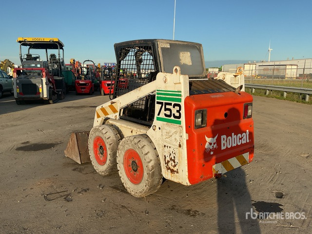 Bobcat 753 Skid Steer Loader - Mini chargeuse: photos 3 Bobcat 753 Skid Steer Loader - Mini chargeuse: photos 3