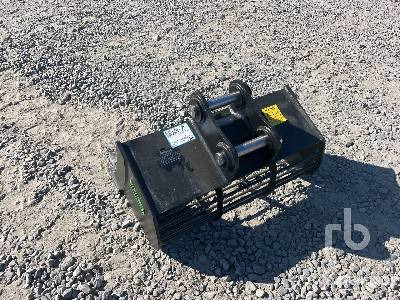 HAENER HSL800 2.3 P40A 780 mm Skeleton (Unused) - Godet pour pelle: photos 3 HAENER HSL800 2.3 P40A 780 mm Skeleton (Unused) - Godet pour pelle: photos 3