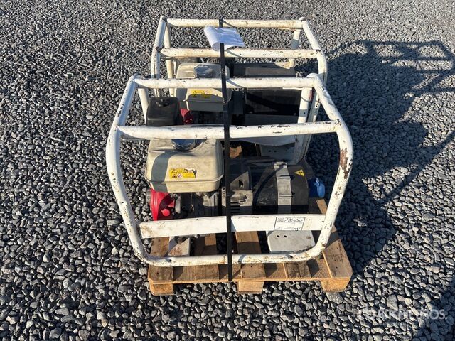 Sdmo R6 Generator Set - Groupe électrogène: photos 5 Sdmo R6 Generator Set - Groupe électrogène: photos 5